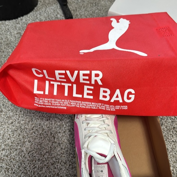 Puma tennis shoes. Never Worn - Picture 3 of 4